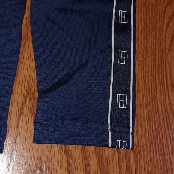 Tommy Hilfiger Dark Navy Sweatshirt SZ:Medium NEW WITH TAGS - Picture 3 of 6